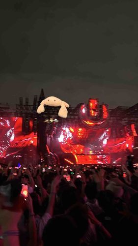 夏のシメはultraだった、ハイTなかにさん
