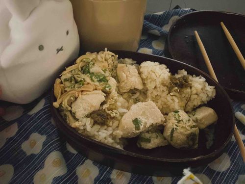 駅まで走ったら弁当ｸﾞﾁｬｸﾞﾁｬになっちゃった......
