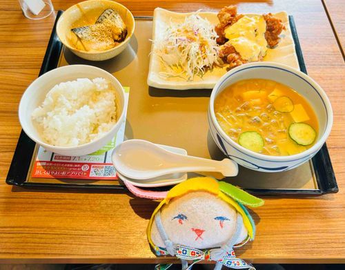 お昼はやよい軒で、冷や汁定食おによ！うまおにね！