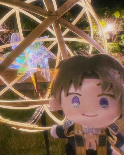は「にじ色のかざぐるまです！」