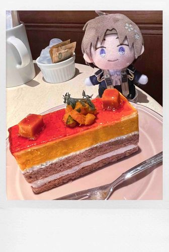 はせべ「🎃のケーキです！」