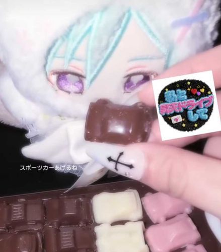 たつぬさんは車が好きなので、チョコパーキングが主食です✊🏻"