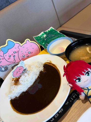 ビビっておんたま付けたけど、無くても平気だった🔥やっとちいかわ松屋行けて嬉しい✊( ᵕᴗᵕ )