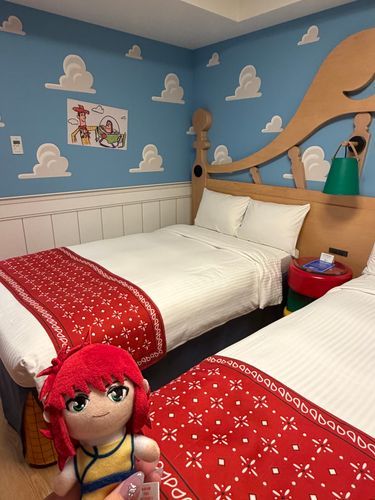 今日からディズニー（՞>‎⩊<՞）2泊3日行って、そのあと実家に帰省するよー