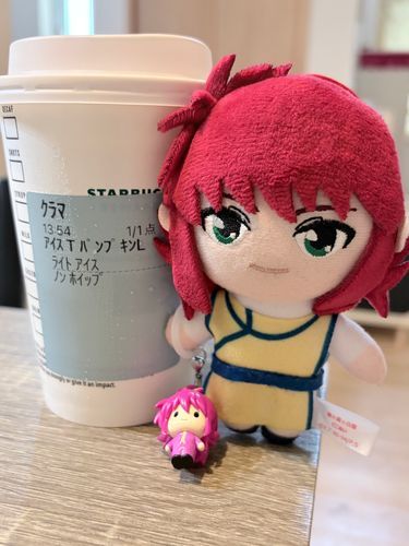 また1年待ってた、パンプキンスパイスラテ＞ ̫＜ ♡早速飲んだ！🎃(会員限定の先行販売です)
あと、最近やっとゲットした蔵馬くんのめじるしアクセサリー❣️