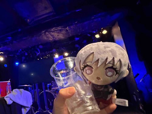 ライブハウスでイベントがあったよ〜最高に盛り上がって楽しかった！
かんぱい〜🍻