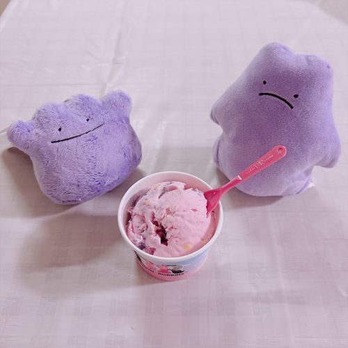 モン…！