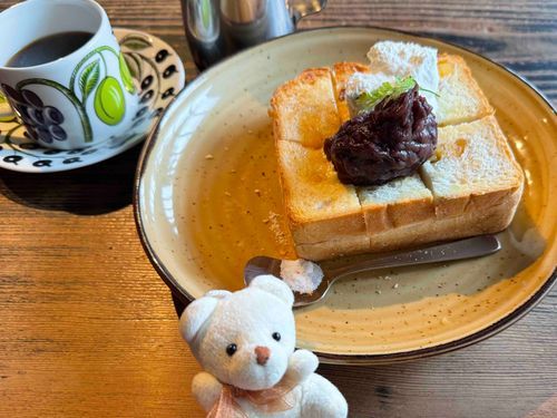 朝から小倉トーストを☀️🍞🐻