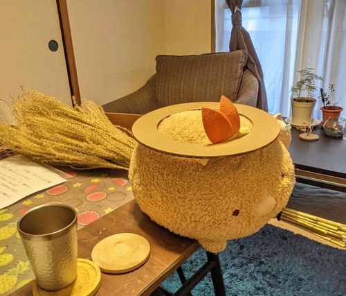 このほうきではお掃除は出来ないですが空は飛べそうです…🧹✨
（とんかつ）