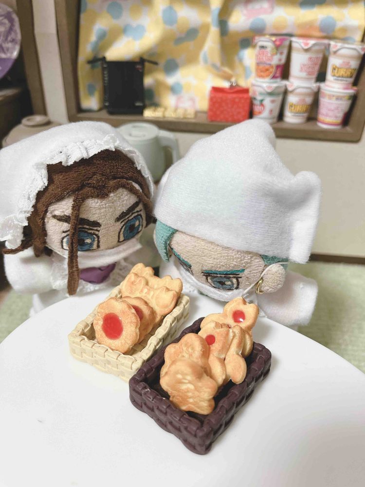 クッキーを焼くぬいたち…