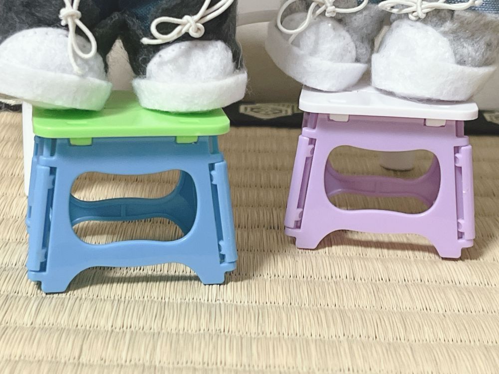 セリアの足台、めっちゃよかった✨小物入れも良かった…セリアはぬいたちのホームセンター…