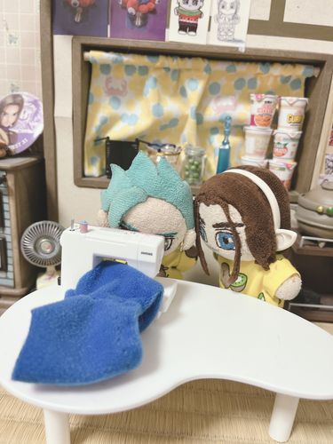 ぬいちゃんたちはぬいも作るしお洋服も仕立ててくれる、自立綿