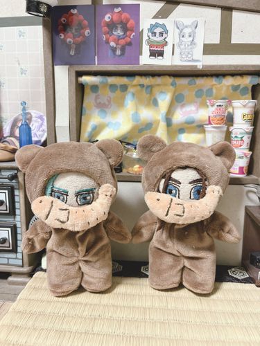 木彫りくまの着ぐるみです