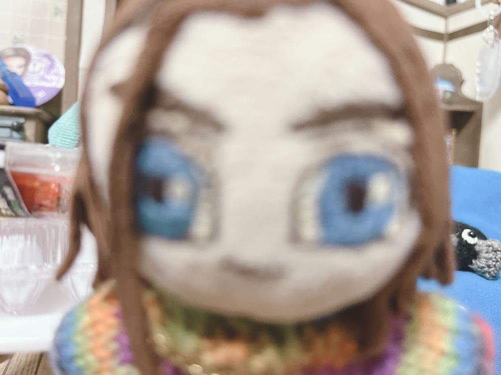 ぬいたちが納豆パーティーしているが人間は出禁なため追い出しに来るぬい