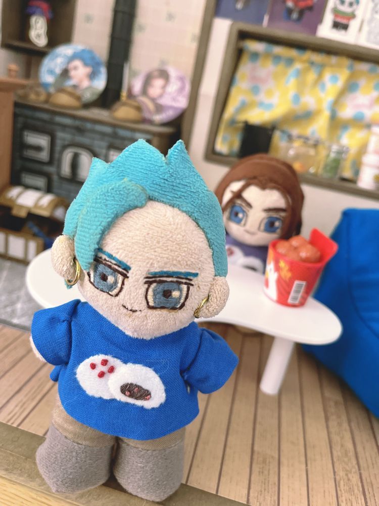 ふわもこプロフを書くぬいたち……
可愛いのでみんなやってほしい