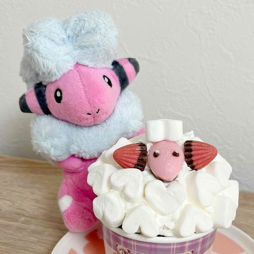 はっぴ〜ばれんたい〜ん💓
トレーナーさんからもこやんケーキもらったよ🧁
みんなはどんなチョコたべた？