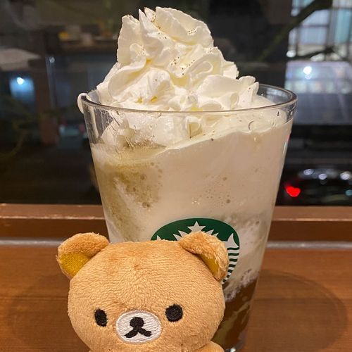 カメラにせまりすぎた。
ほうじ茶ふらぺちーの。
