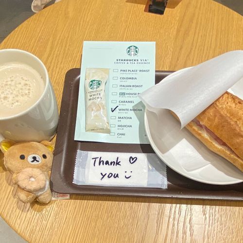 きねんび　とのことで　こなを　もらった