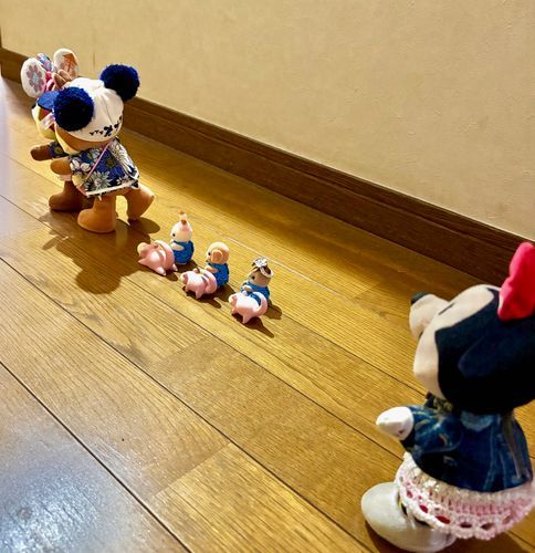 チデちゃんが小さいコたち連れてお家探検に出掛けたの🤭