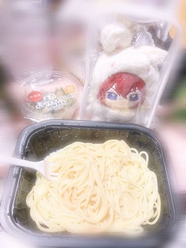 今日のお昼です！
お姉さまの好きなパスタにしましたよ♪