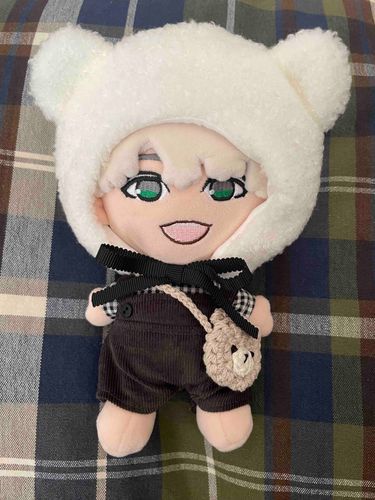 あたらしい　おようふく　かってもらった！
(なぜかもちぬしの誕生日に買ったお洋服です笑　もちぬしより)