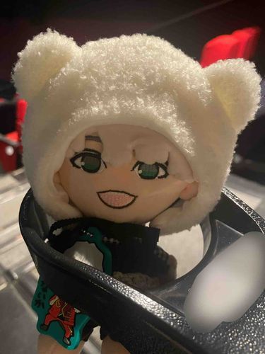 きのう　ぼくににてるこの　うたとおしばいの　ちゅうけいみに　えいがかん　つれていってもろたよ〜
もちぬし　わらったり　ないたり　いそがしかったわ