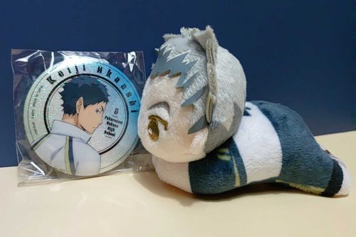 『あかーし、キラキラ仕様？』

赤葦缶バッジをガン見する木兎さんw

たまに梟谷学園の子達も登場するよ🦉
