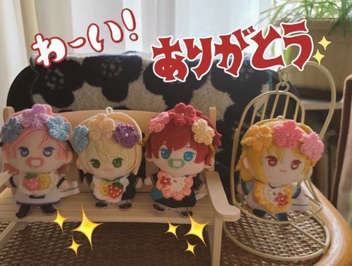 ヘッドドレス編んでもらったよ!みんなオソロでウレシイよ〰️💓👏😆👏