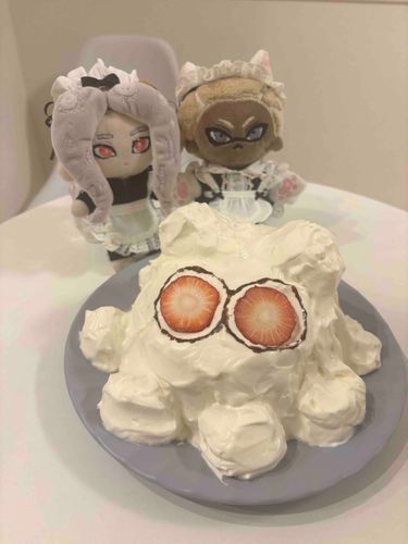 お友達と一緒にケーキを作ったみたいだね