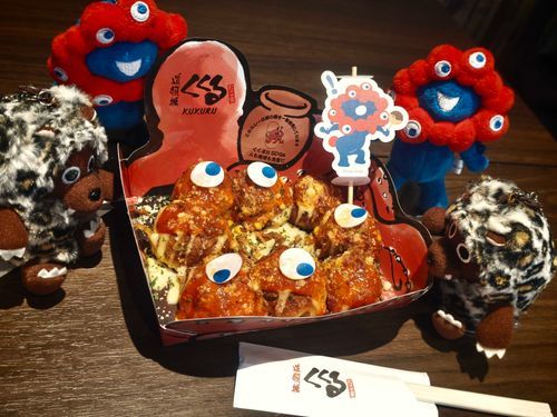 いい匂いにフィ達も一緒にたこ焼き⸌⍤⃝⸍⸌⍤⃝⸍⸌⍤⃝⸍タイム。美味しかったね🤤