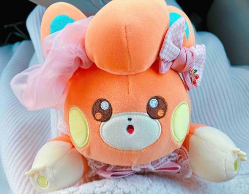 うでモですの！
抱っこ大好きですの、抱っこして欲しいですの〜〜