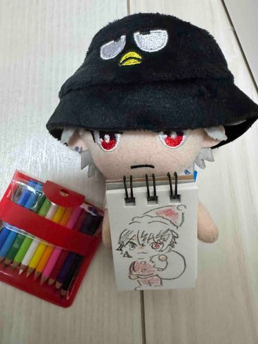 サンタから小さいスケッチブック貰ったから一郎描いてやった