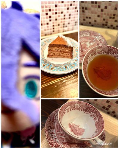 今日は用事が終わったついでに、近場のカフェに行きました！ストレートのキャンディ紅茶と濃厚なガナッシュチョコケーキが美味しかったです😋

……と、帰って歌仙さんにお話ししたら、ご立腹です。どうやら、連れて行って欲しかったようです。
ご機嫌斜めだったので「フクギの花と月桃が咲いてましたよ」と話題を逸らしてみましたが、「今はそういう話をしてるんじゃない」と詰められました。どうやったら歌仙さんの機嫌が治るでしょうか……💦