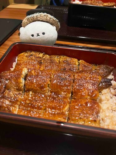 うなぎでスタミナつけようね𝓑𝓪𝓫𝔂…