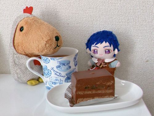 ちちのひ なんだって〜🍫
しんゆうちゃんのパパさんは あまいものがすき🥰
