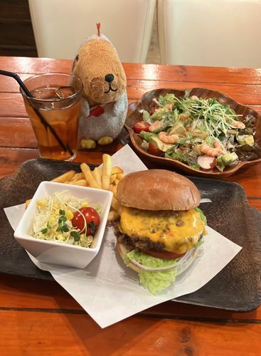 ずっとたべたい！っていってたの〜🍔✨️