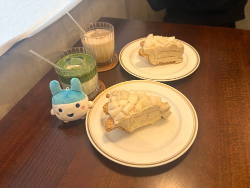 お友だちと和梨のパイを食べたよ～o̴̶̷̤  ̫ o̴̶̷̤🍐🥧