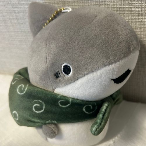 持ち主の病院帰りのショッピングモールで出会って探してくれていたみたいで、仲間入りしたよ✨
水族館に行きたいな🐬