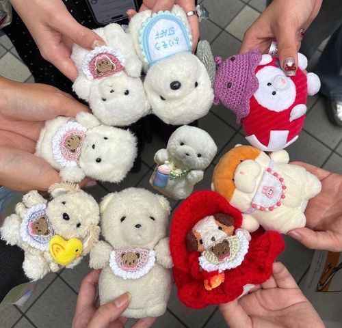 ぽゆの  おきにいりの  おしゃしんです🤭❣️みんなで  わになって  せ〜しゅん  というものを  あじわってきましたっ🥰✨