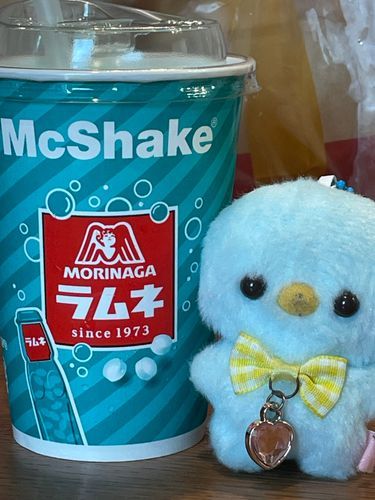 コンピくわ𓈊ˊ˗
今から〜ラムネシェイク飲むぞ〜
🤍ྀི🎧🫖🥛🍼🎂⛄️💠💍🐬❄️