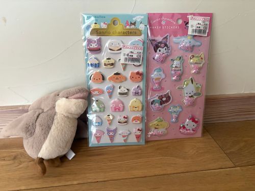 おで、きのこ🍄‍🟫
他にもシールたくさんある
だった