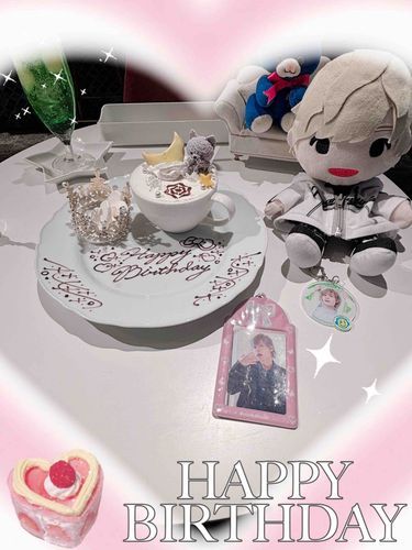 今日は本物の
誕生日なんだー！！
お祝いしてね🎂