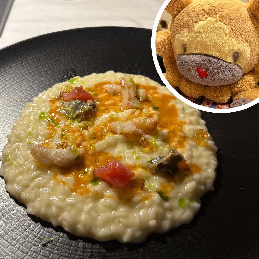 いたりあ　うまいもんじまん②
ちょっとひねっためにゅーたち！
１　てぃらみす！こーひーすくなめなアレンジメニュー！めちゃくちゃうまかった！
２　赤ワインのりぞっと！わいんのんでるみたい！
３　かいせんりぞっと！北部の料理と、南部のとくさんひん！
４　なんとかかんとか！手前がかぼちゃあん入り、おくが鴨！
まんぷくまんぷく！さいきょーぶもー❤️😤❤️