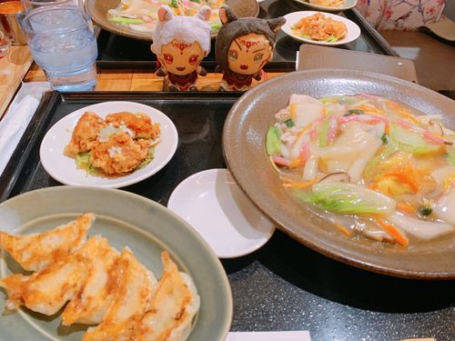 🥟🍜🍗