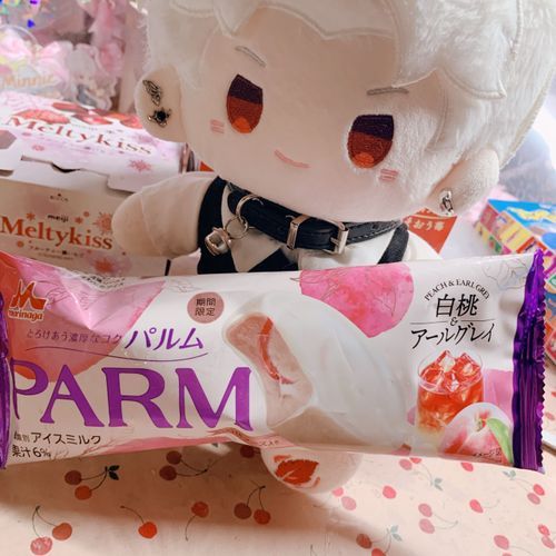 家族に買ってきてもらったものなんだが、すごく美味だったぜ🍨 姫も喜んでる ꯁꯧ
