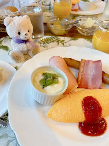 ちょっとくらい わけてくれるよね？🍽‎