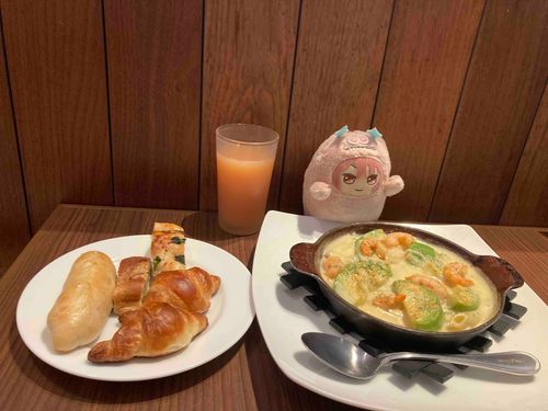 腹肉のりすぎなモンとらちゃんさん