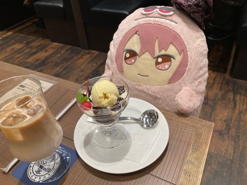 チェリーはﾓﾝﾄﾗﾁｬﾝさんがちょーだいというのでさしあげました🍒