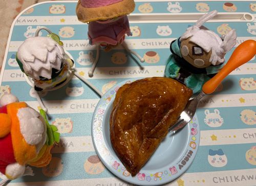 アップルパイ食べるよ！🍎