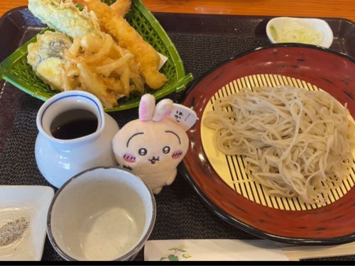 箱根のお蕎麦屋さん
意外と食べ応えあって美味しかったね🤩
